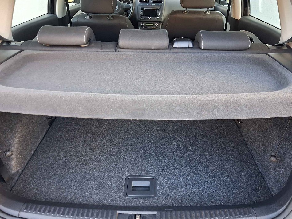 Volkswagen Polo 1.2 TSi CROSS