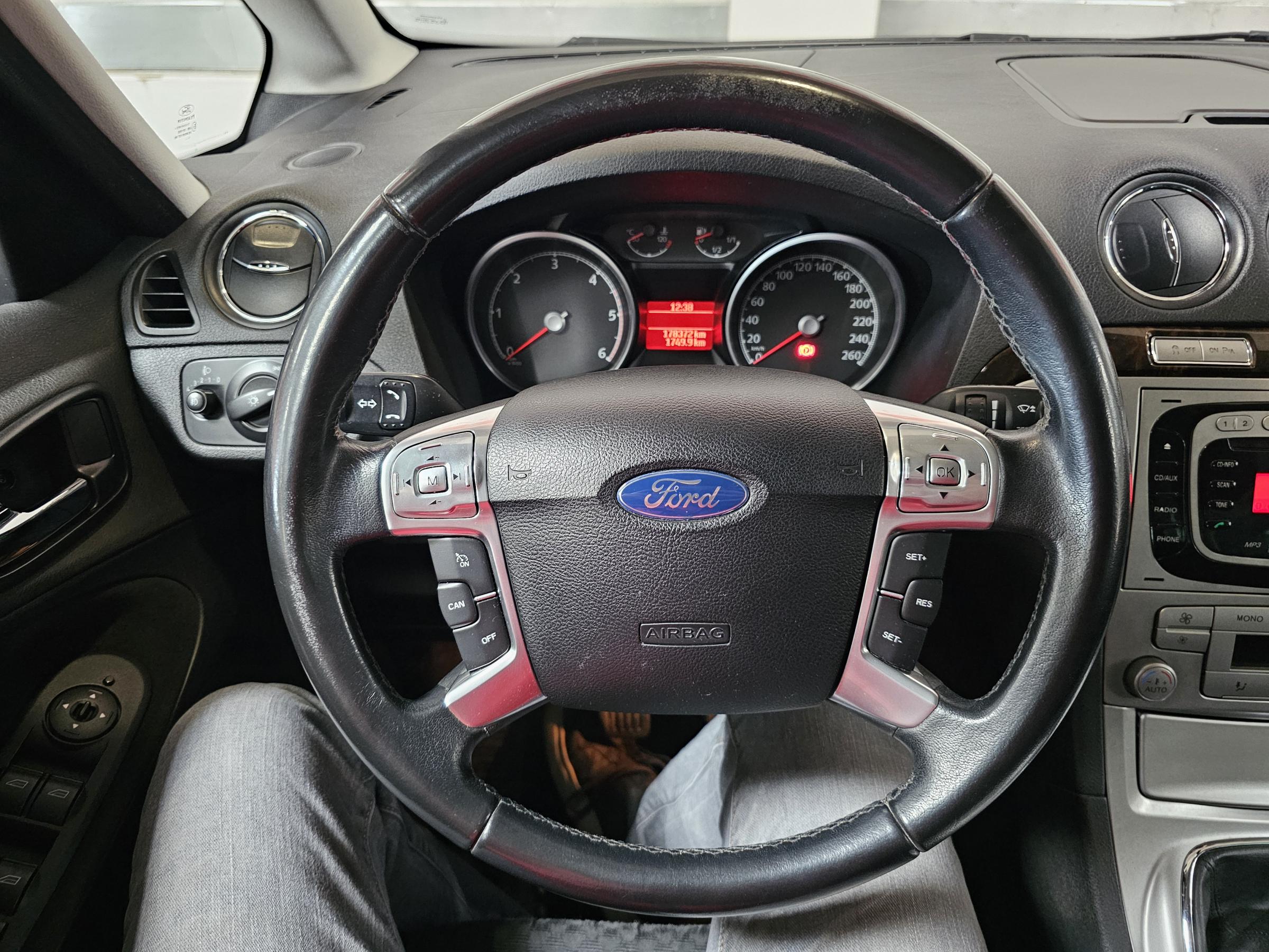Ford Galaxy, 2007 - pohled č. 20