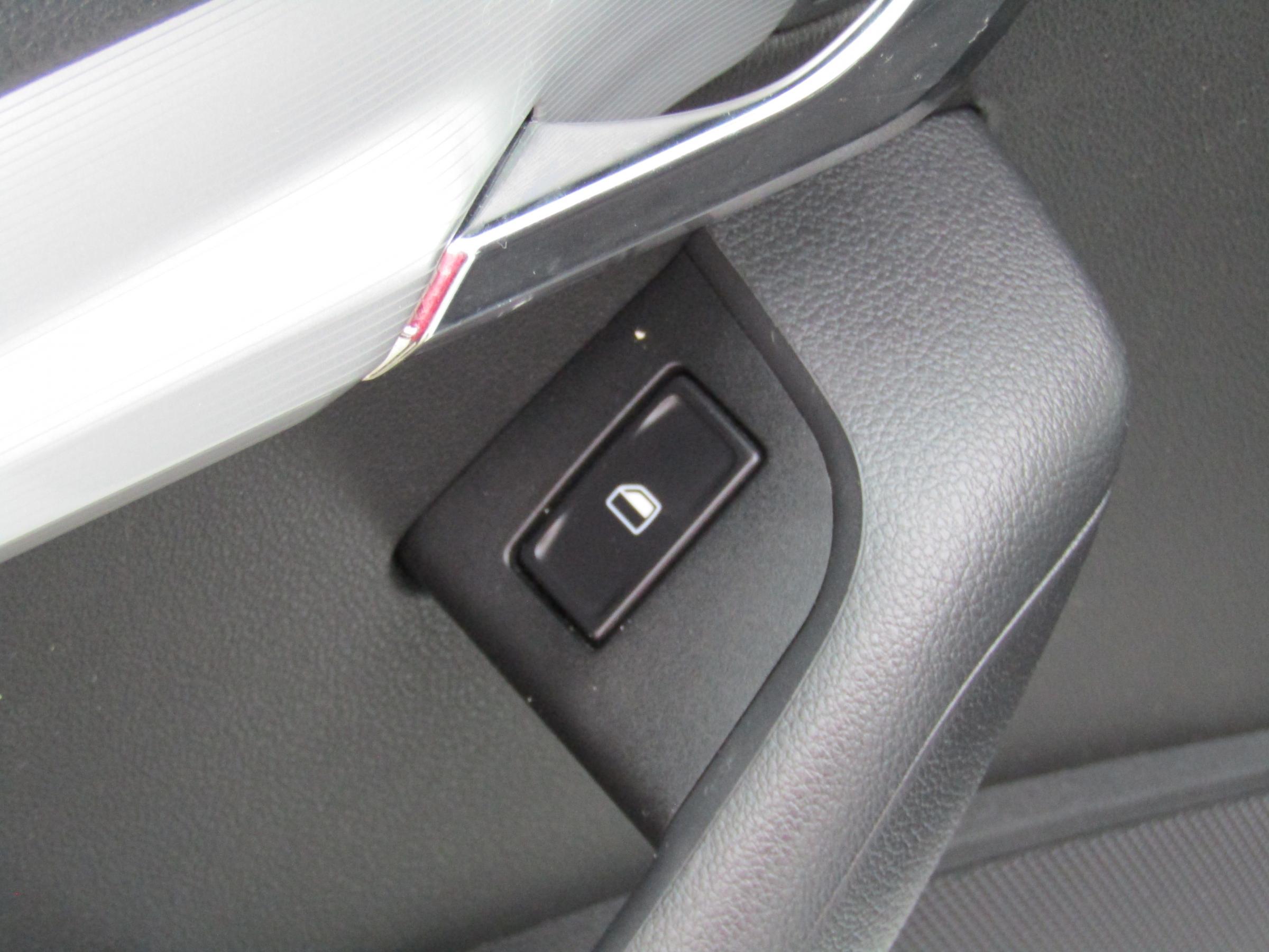 Škoda Octavia III, 2015 - pohled č. 12