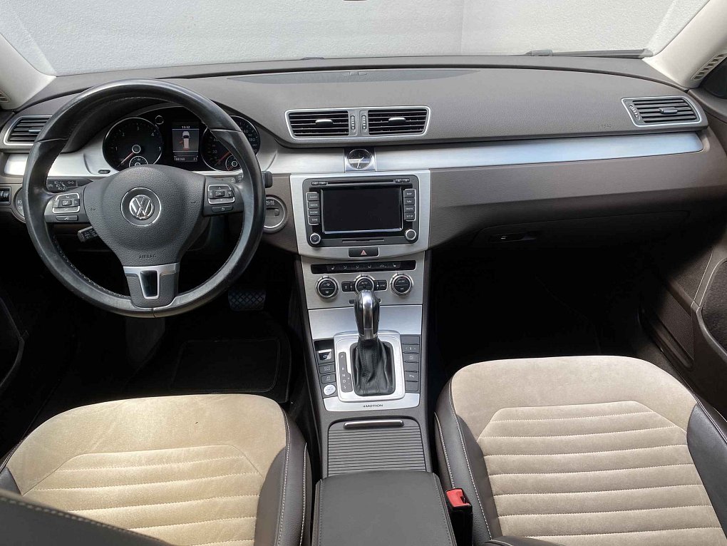 Volkswagen Passat 2.0 TDi Highline 4x4