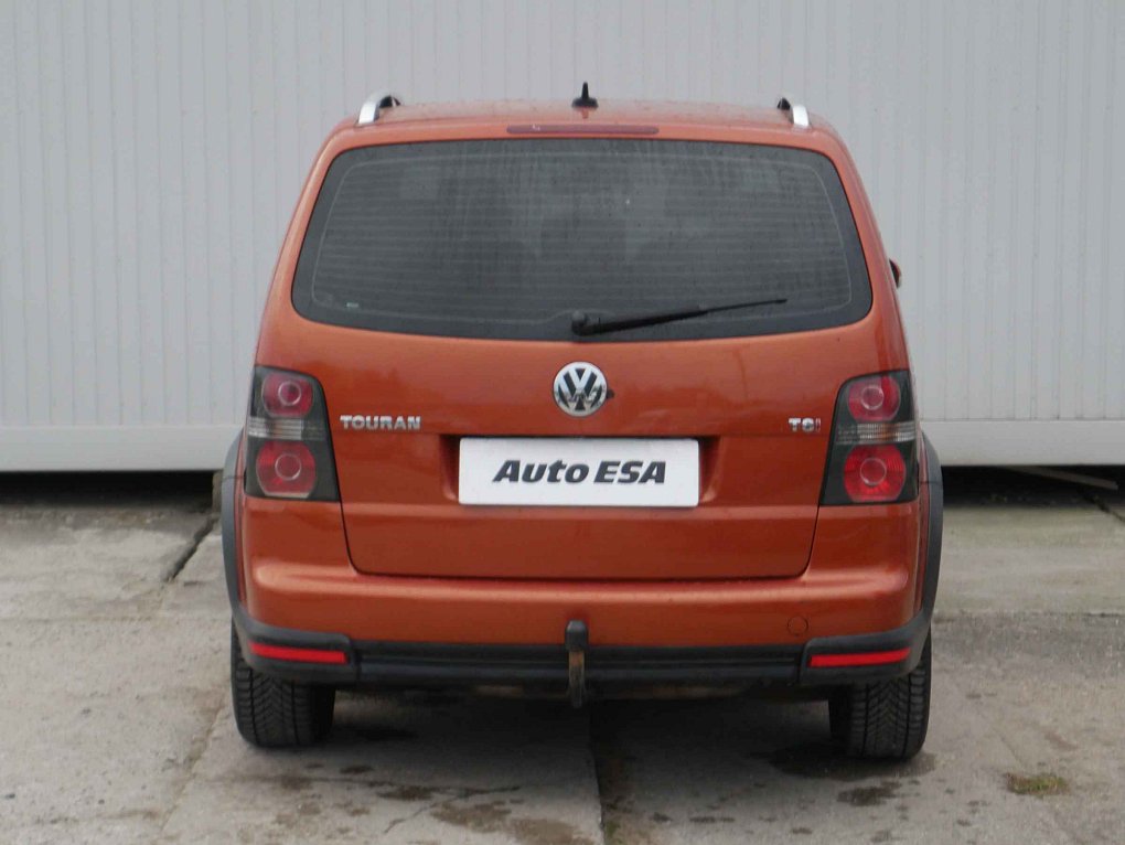 Volkswagen Touran 1.4TSi CROSS