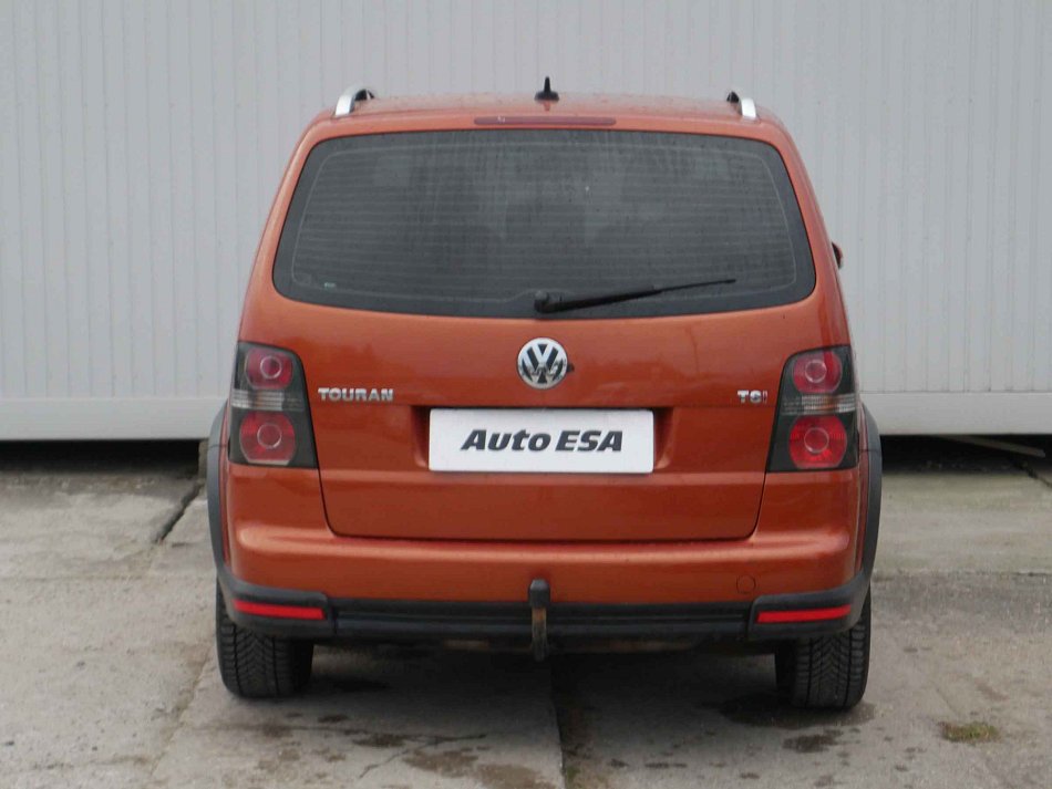 Volkswagen Touran 1.4TSi CROSS