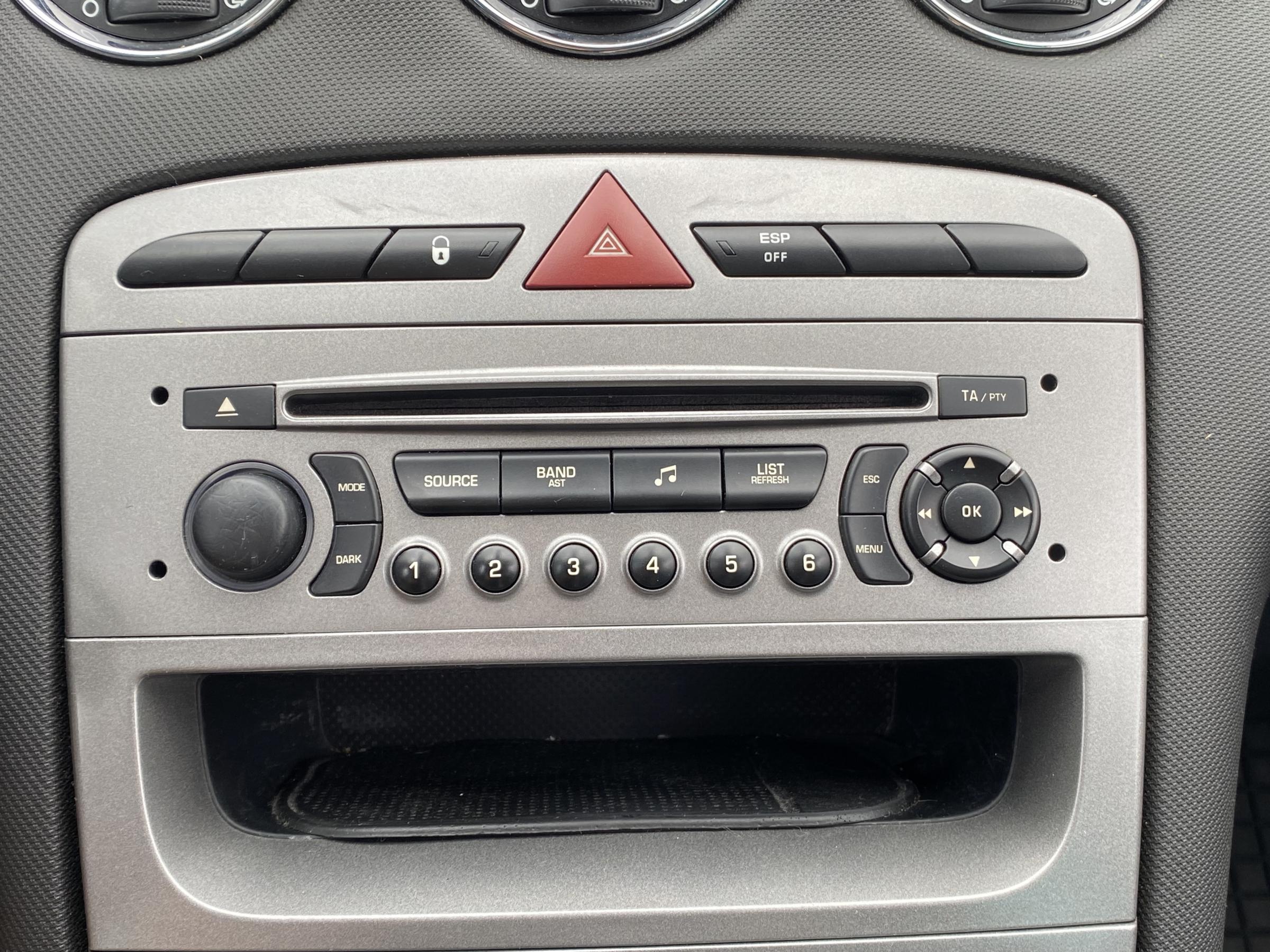 Peugeot 308, 2010 - pohled č. 19