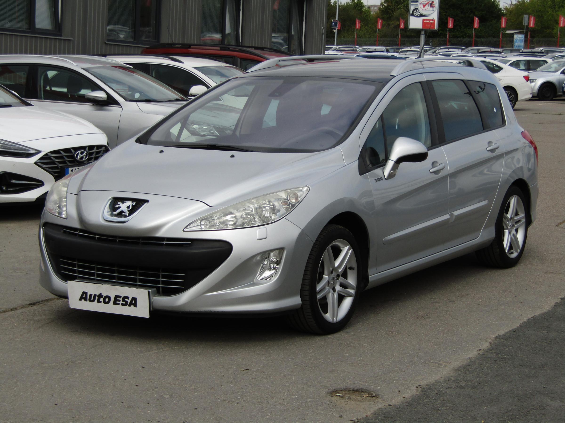 Peugeot 308, 2010 - pohled č. 3