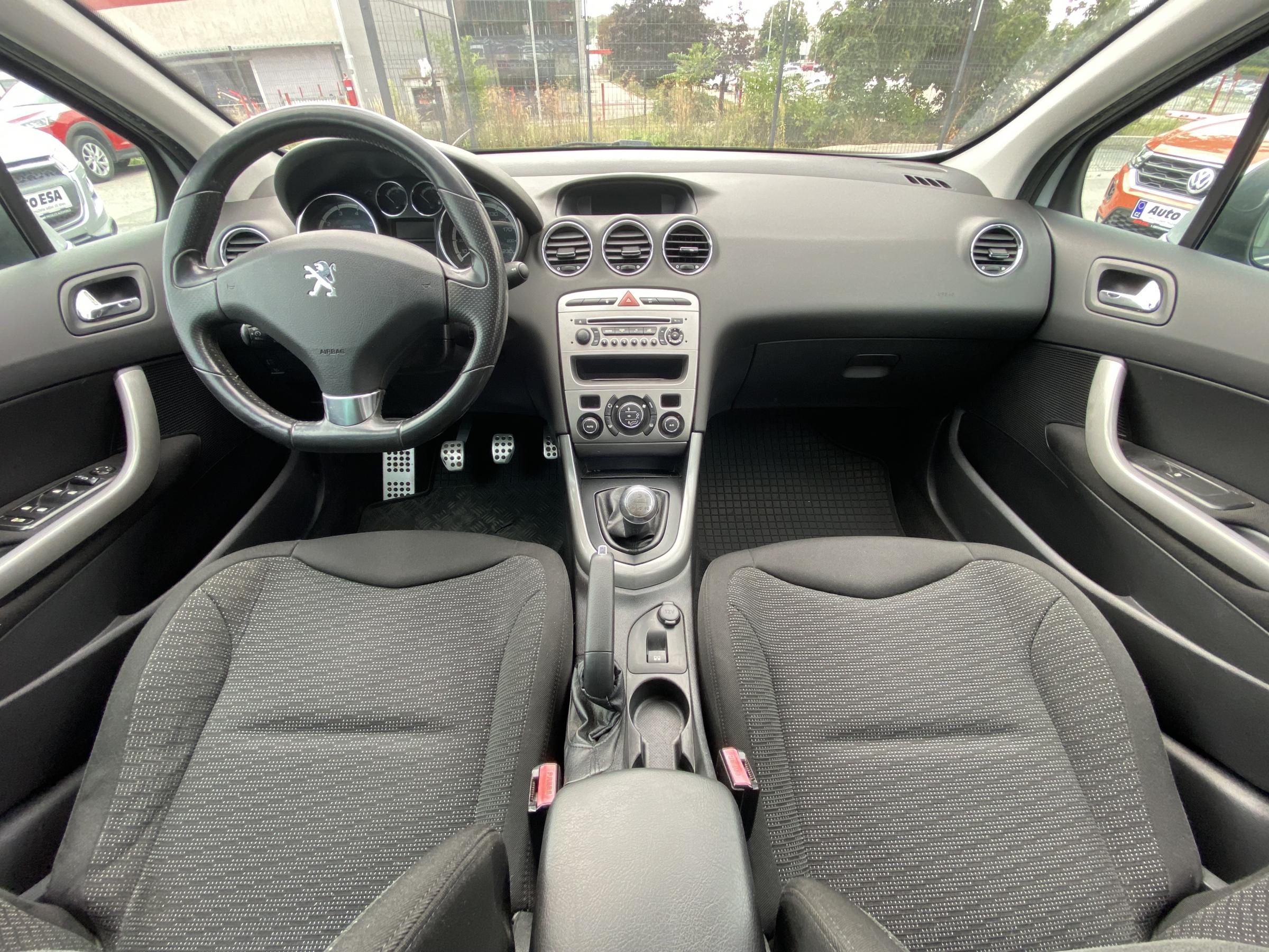 Peugeot 308, 2010 - pohled č. 8