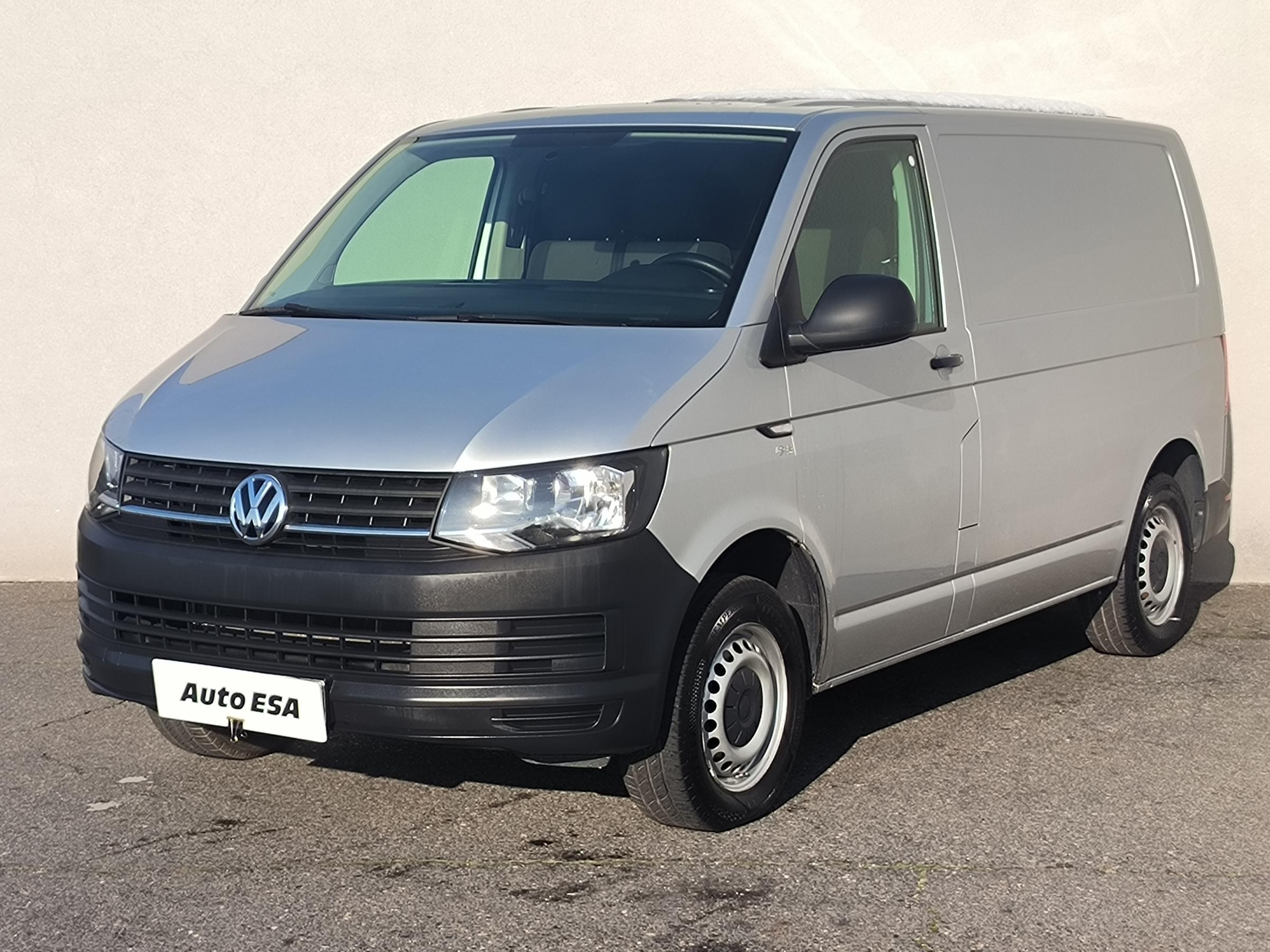 Volkswagen Transporter, 2019 - pohled č. 3