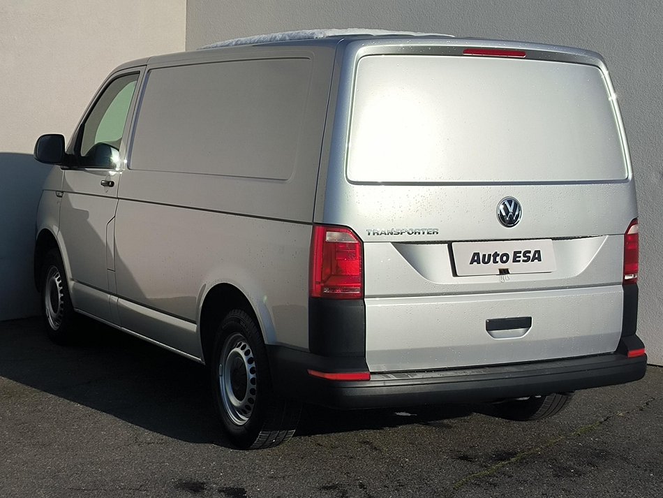Volkswagen Transporter 2.0TDi  L1H1