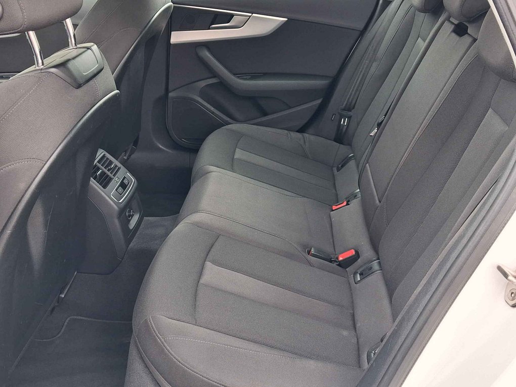 Audi A4 2.0 TDi 