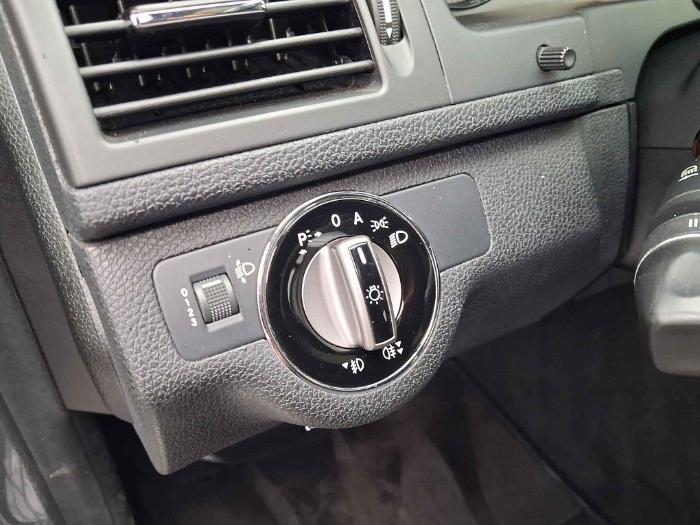 Mercedes-Benz Třída C 1.6i  C180
