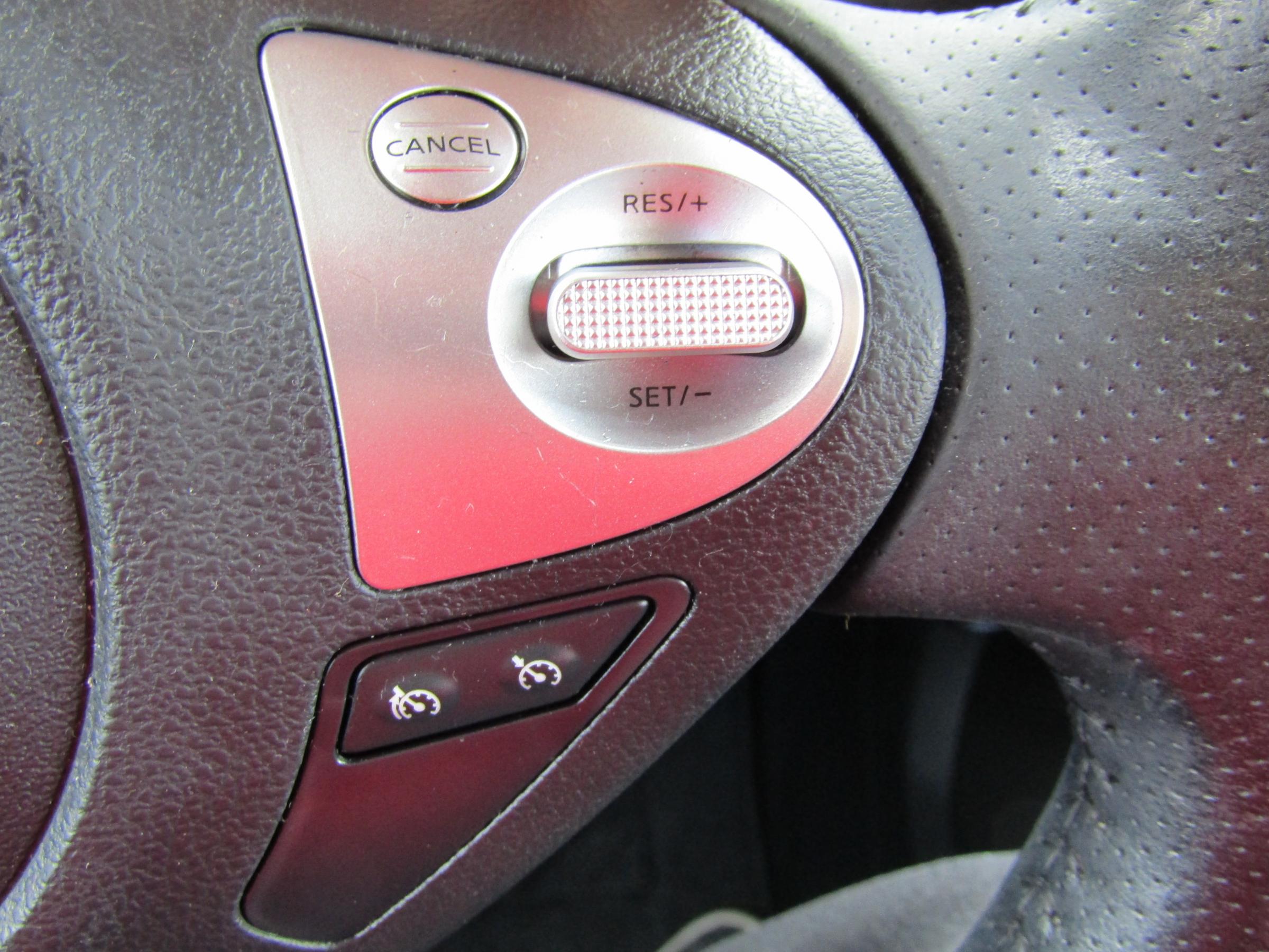Nissan Juke, 2013 - pohled č. 14