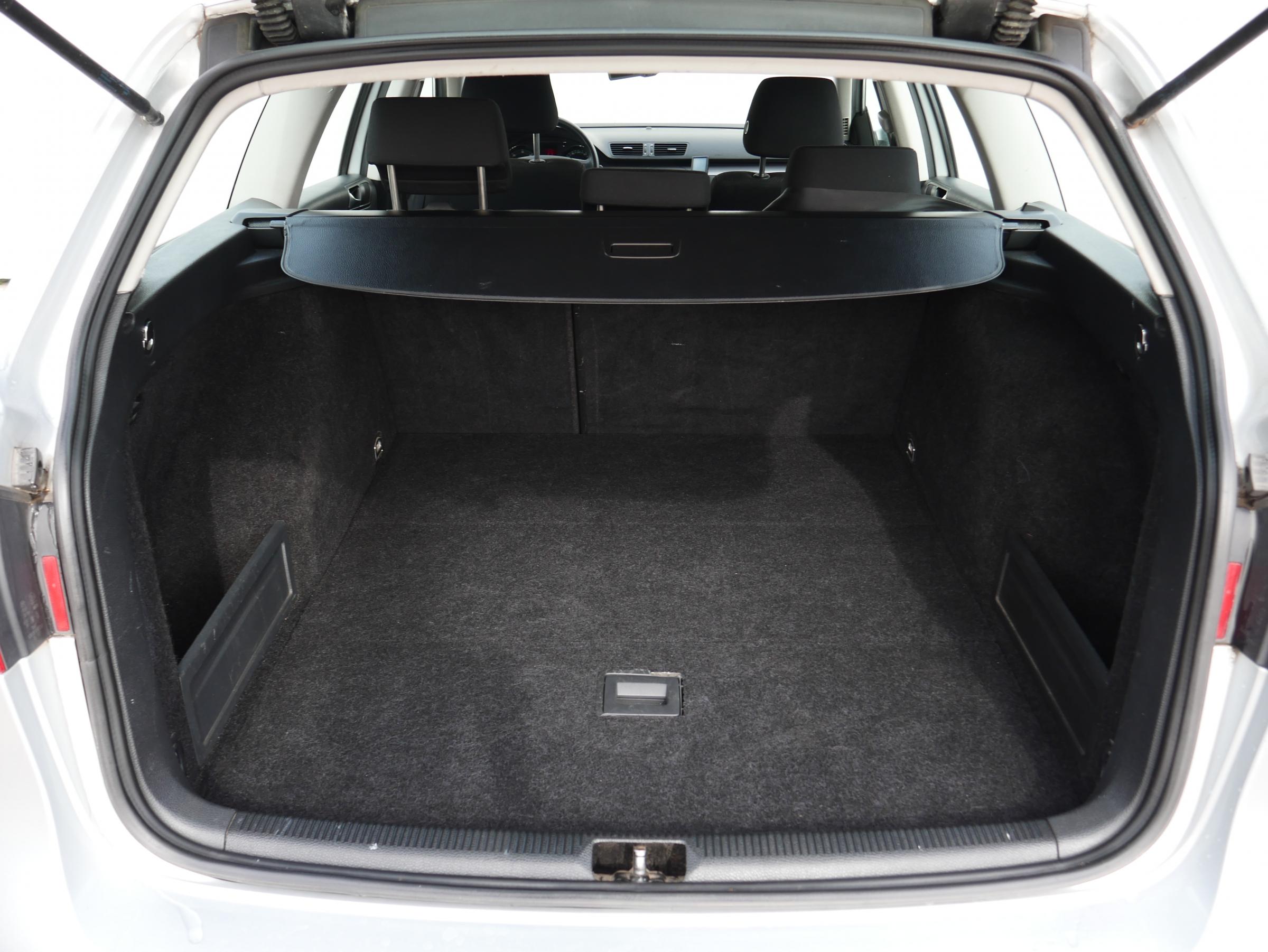 Volkswagen Passat, 2008 - pohled č. 7