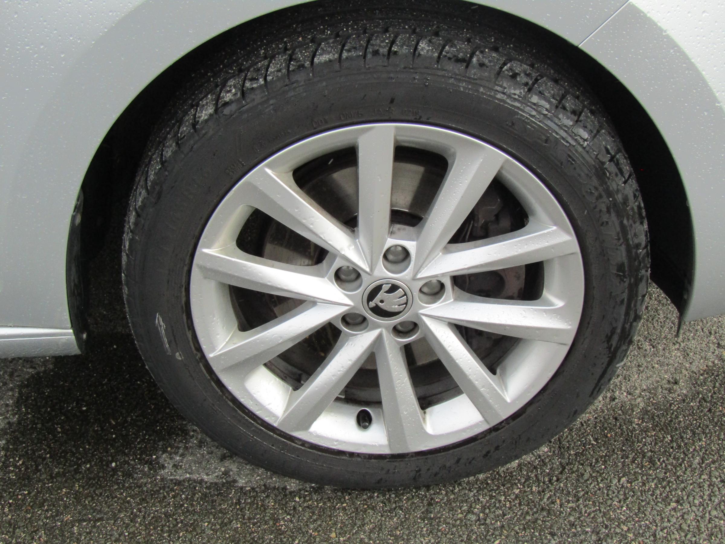 Škoda Rapid, 2019 - pohled č. 18