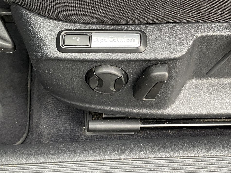 Volkswagen Passat 1.6 TDi Comfortline