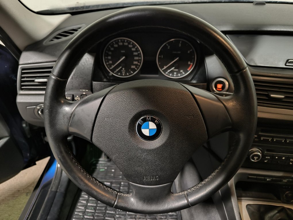 BMW X1 2.0 D  sDrive