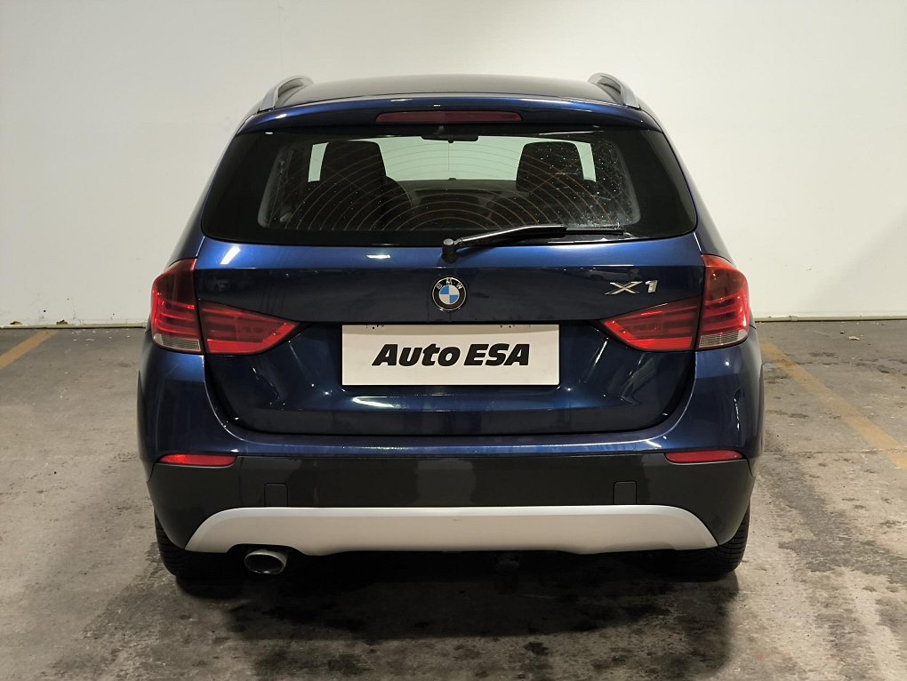 BMW X1 2.0 D  sDrive