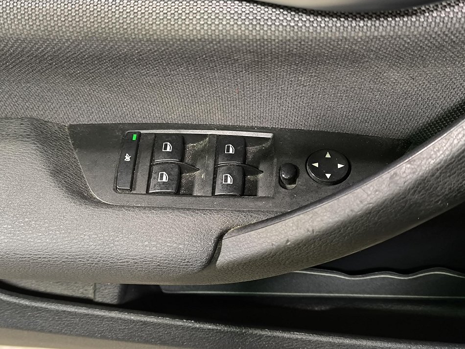 BMW X1 2.0 D  sDrive