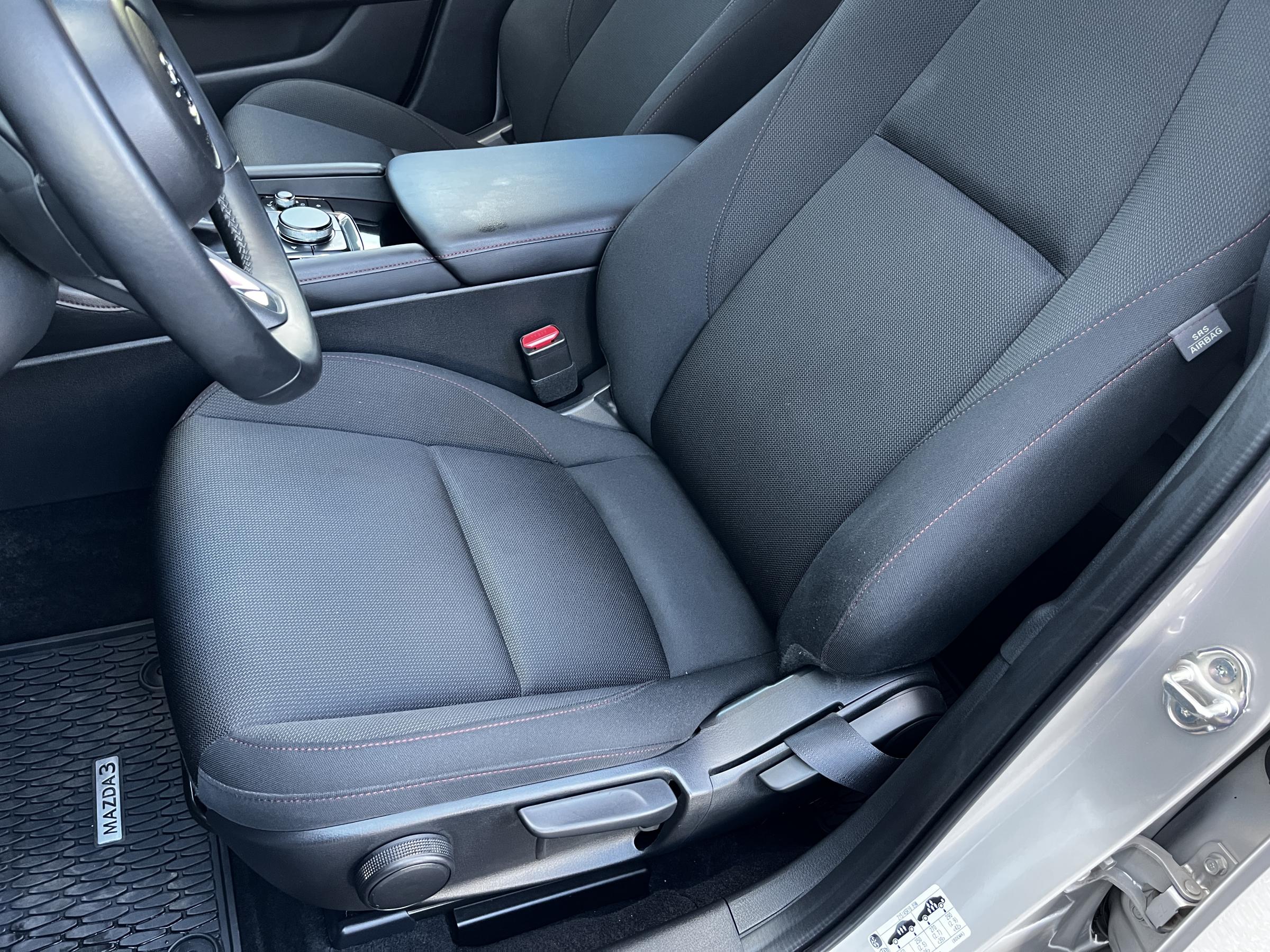 Mazda 3, 2022 - pohled č. 10