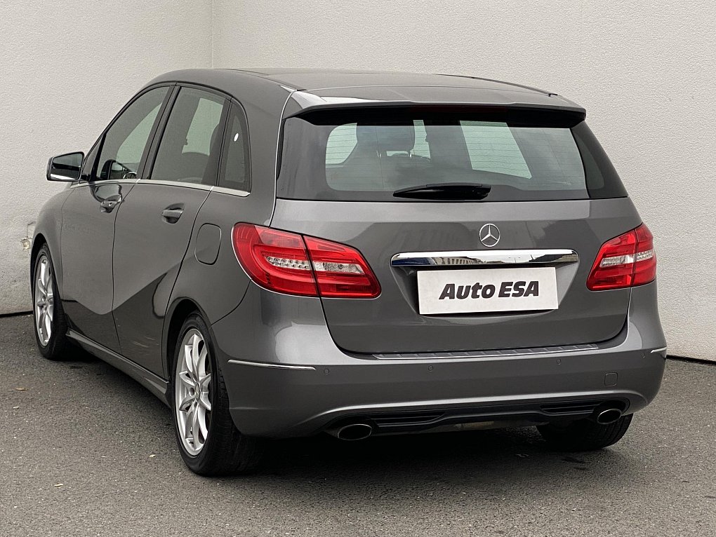 Mercedes-Benz Třída B 1.6i  180