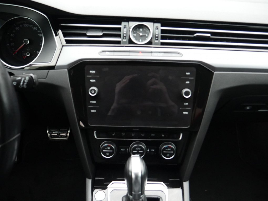 Volkswagen Passat 2.0TDi Comfortline R-Line