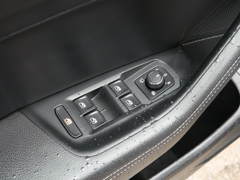 Volkswagen Passat 2.0TDi Comfortline R-Line