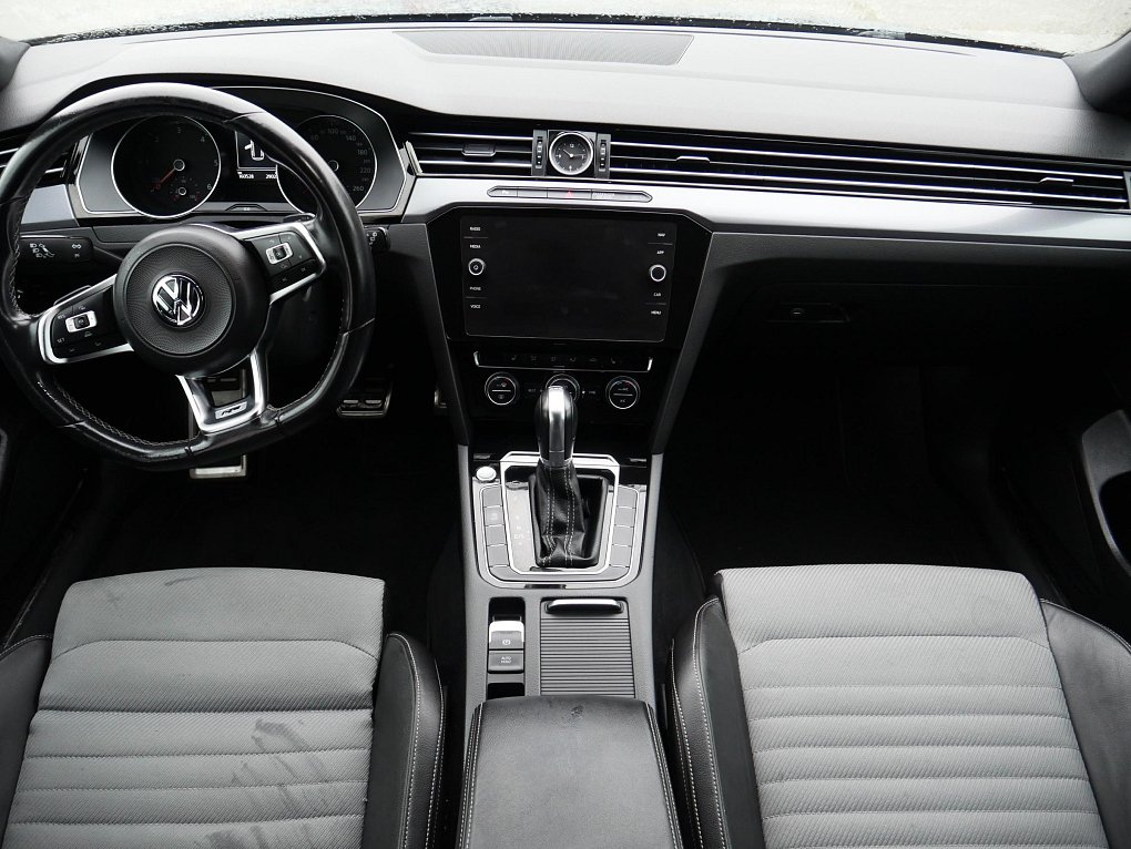 Volkswagen Passat 2.0TDi Comfortline R-Line