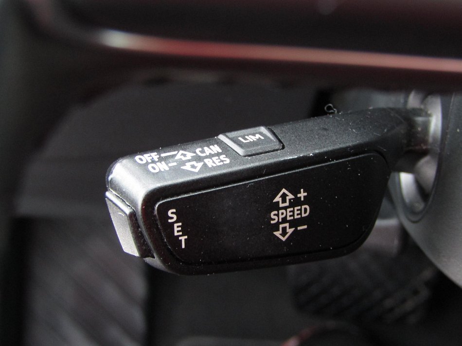 Audi A4 2.0TDi  Avant