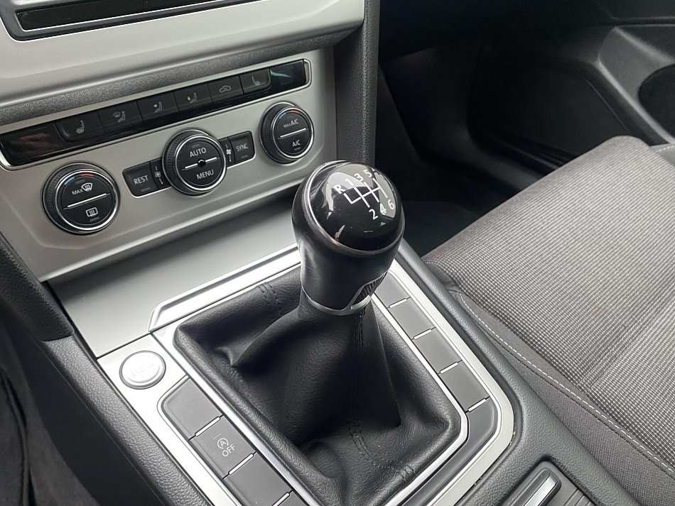 Volkswagen Passat 2.0 TDi Comfortline