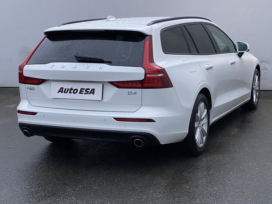 Volvo V60 2.0D 