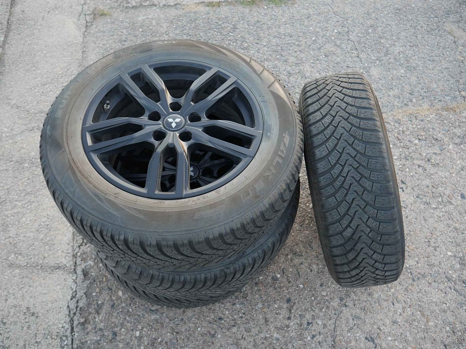 Mitsubishi ASX 2.0 MiVEC  4x4