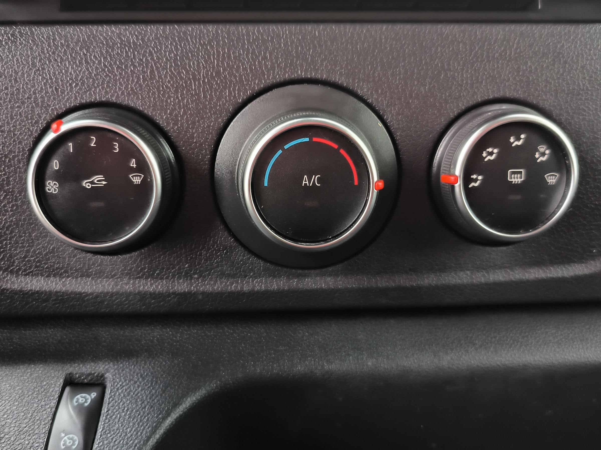 Renault Master, 2020 - pohled č. 16