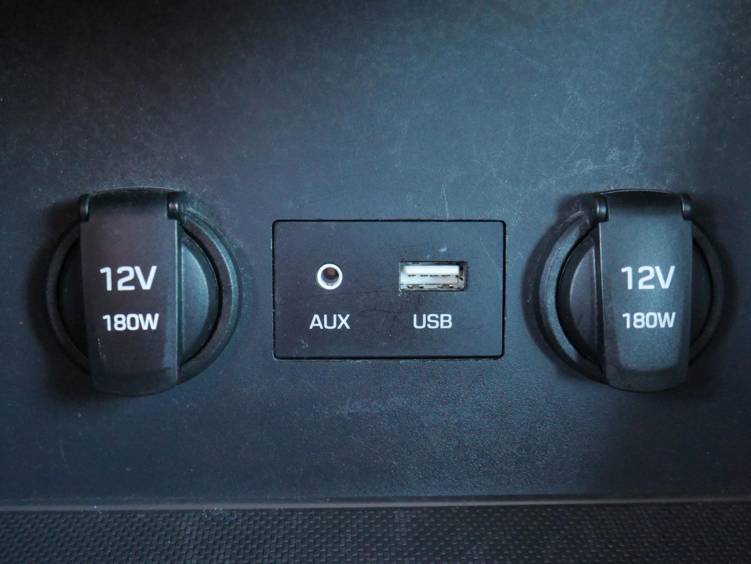 Hyundai i30, 2018 - pohled č. 15