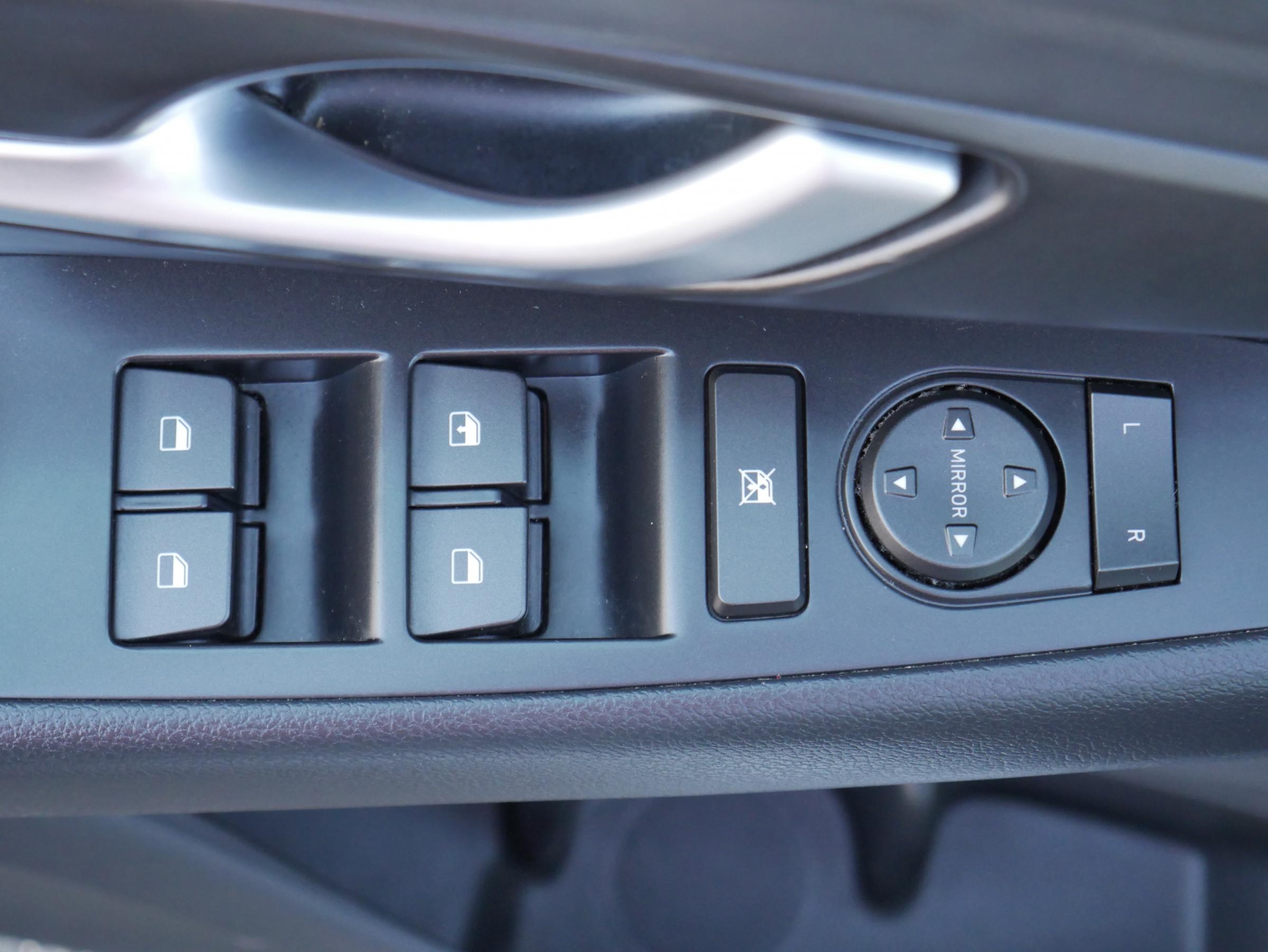 Hyundai i30, 2018 - pohled č. 18