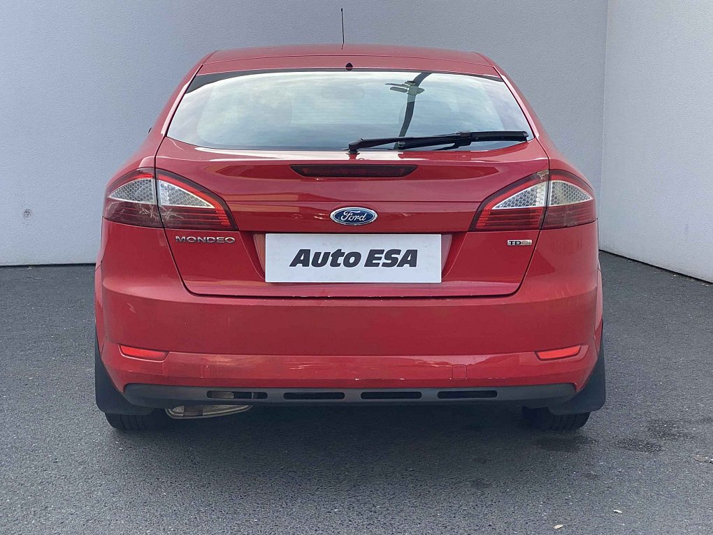 Ford Mondeo 1.8TDCi 