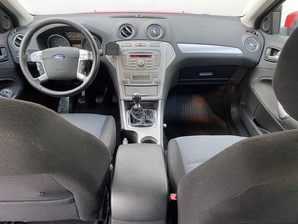 Ford Mondeo 1.8TDCi 