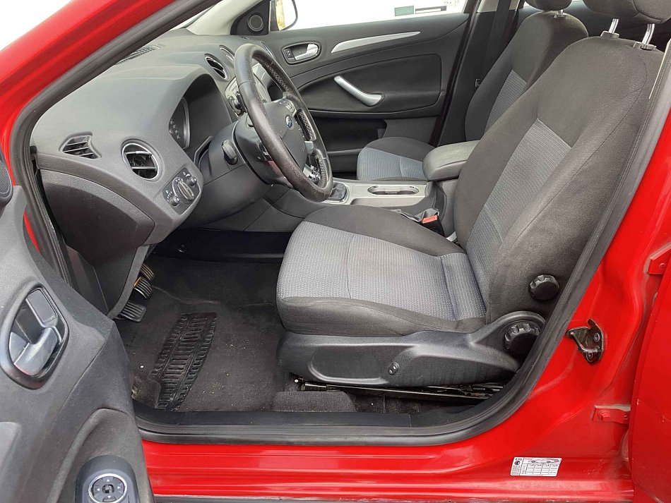 Ford Mondeo 1.8TDCi 