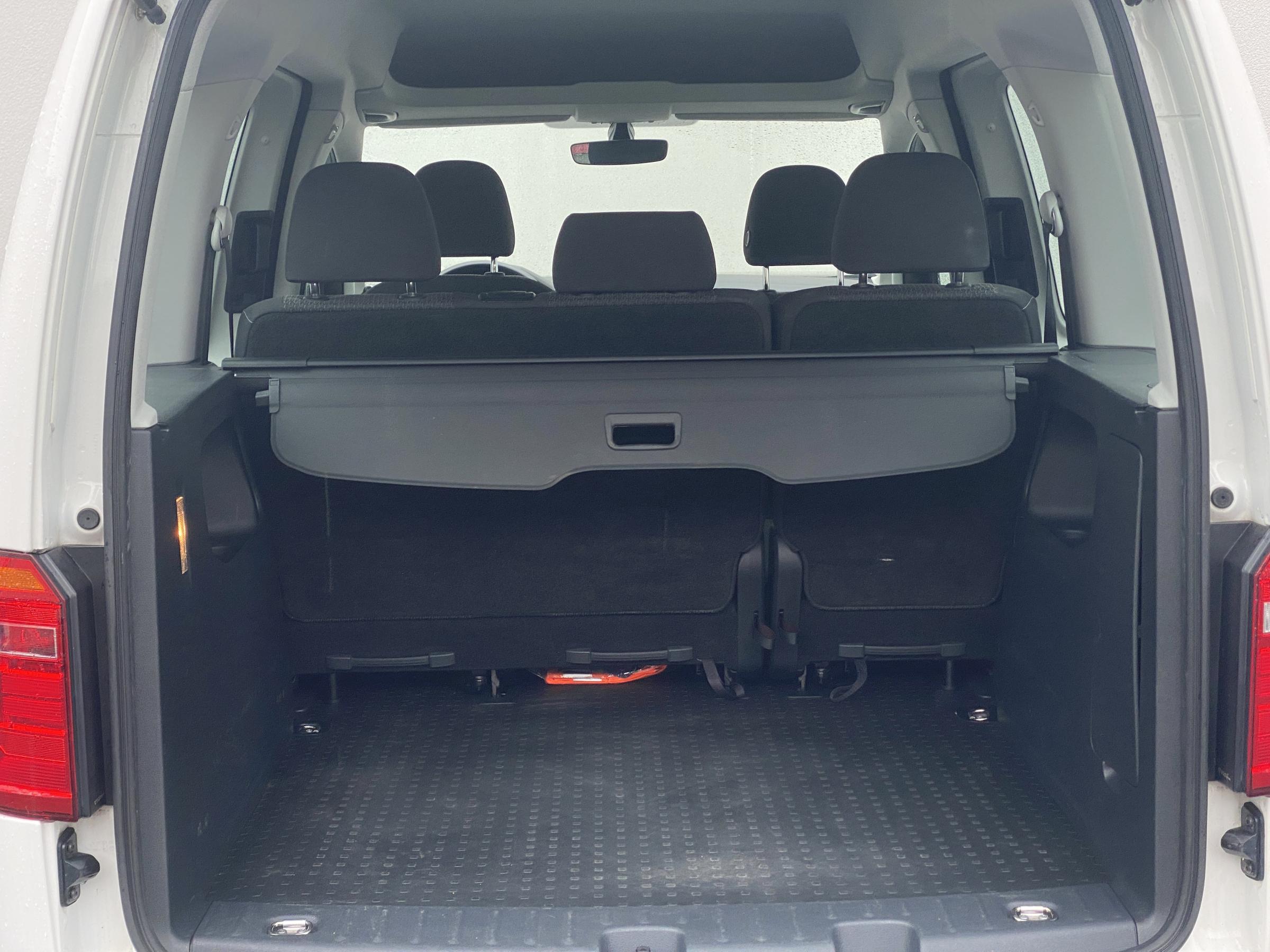 Volkswagen Caddy, 2018 - pohled č. 8