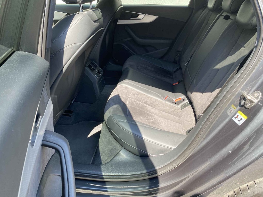 Audi A4 2.0 TDi  quattro