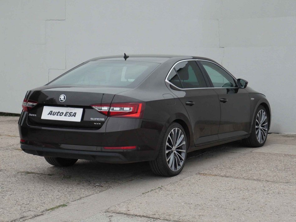 Škoda Superb III 2.0 TDi  4x4