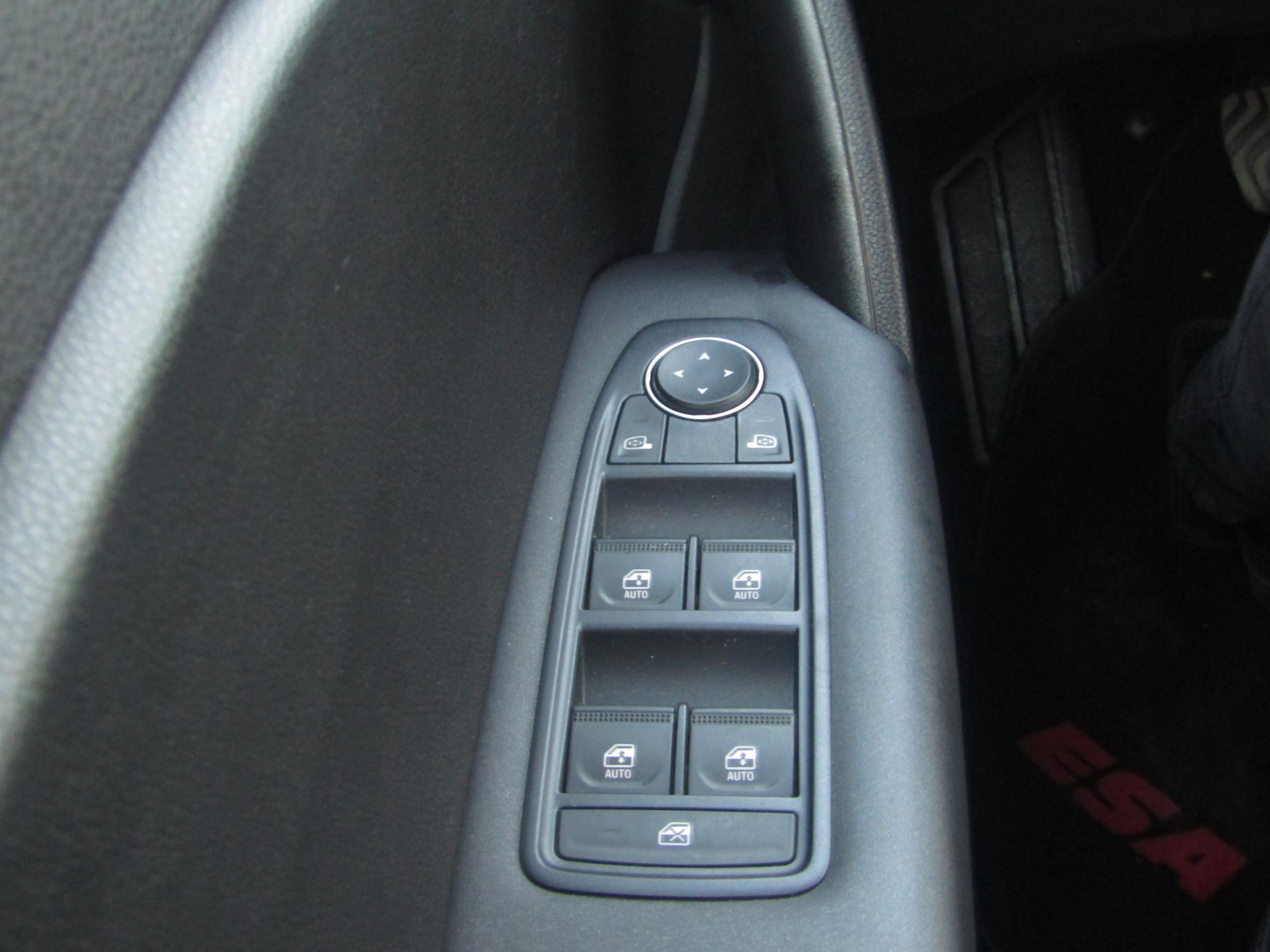 Renault Captur, 2020 - pohled č. 15