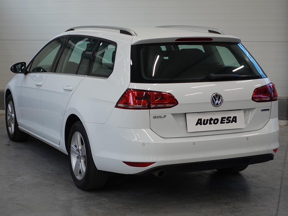 Volkswagen Golf 1.6 TDi Highline