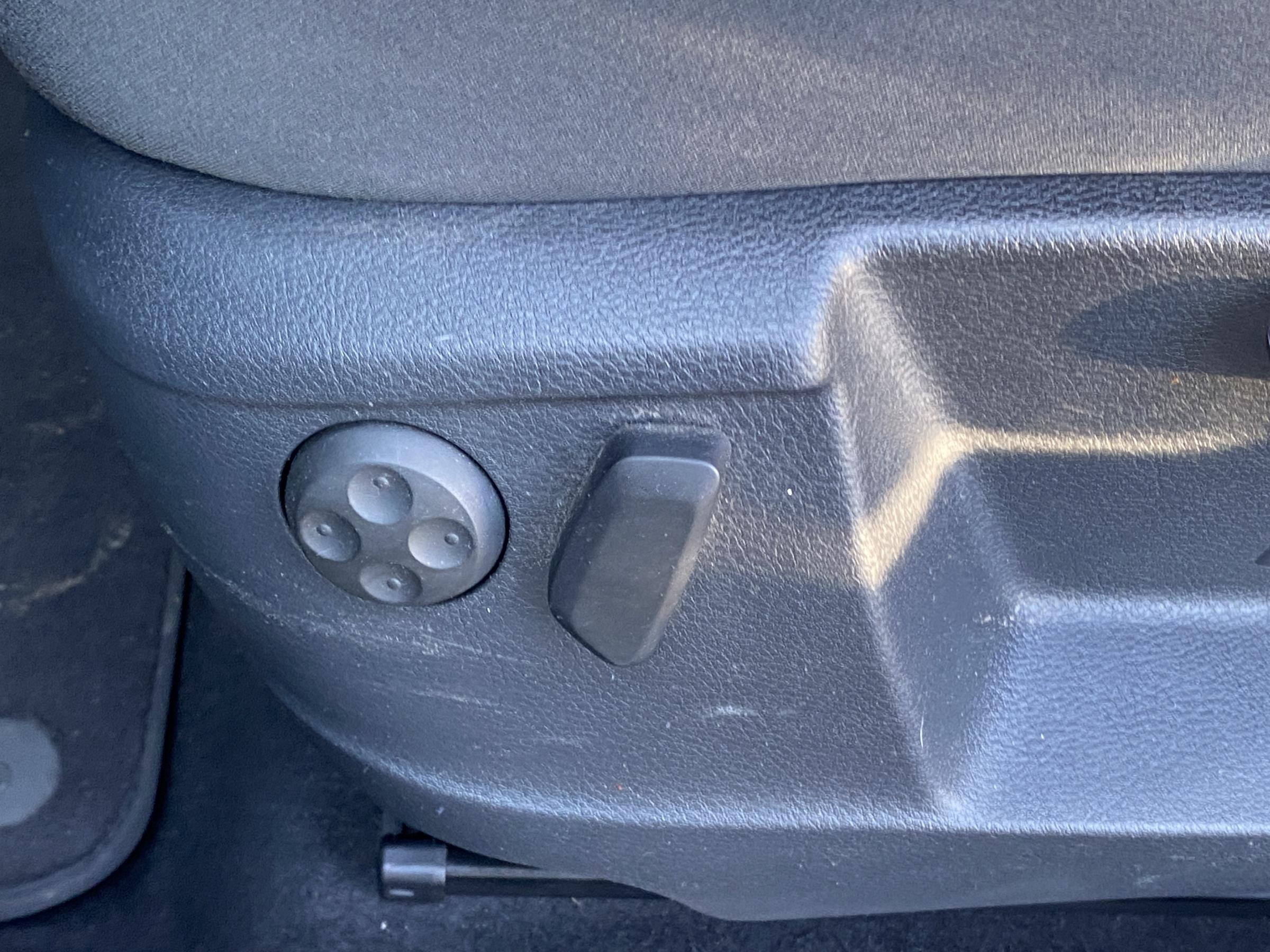 Volkswagen Sharan, 2011 - pohled č. 15