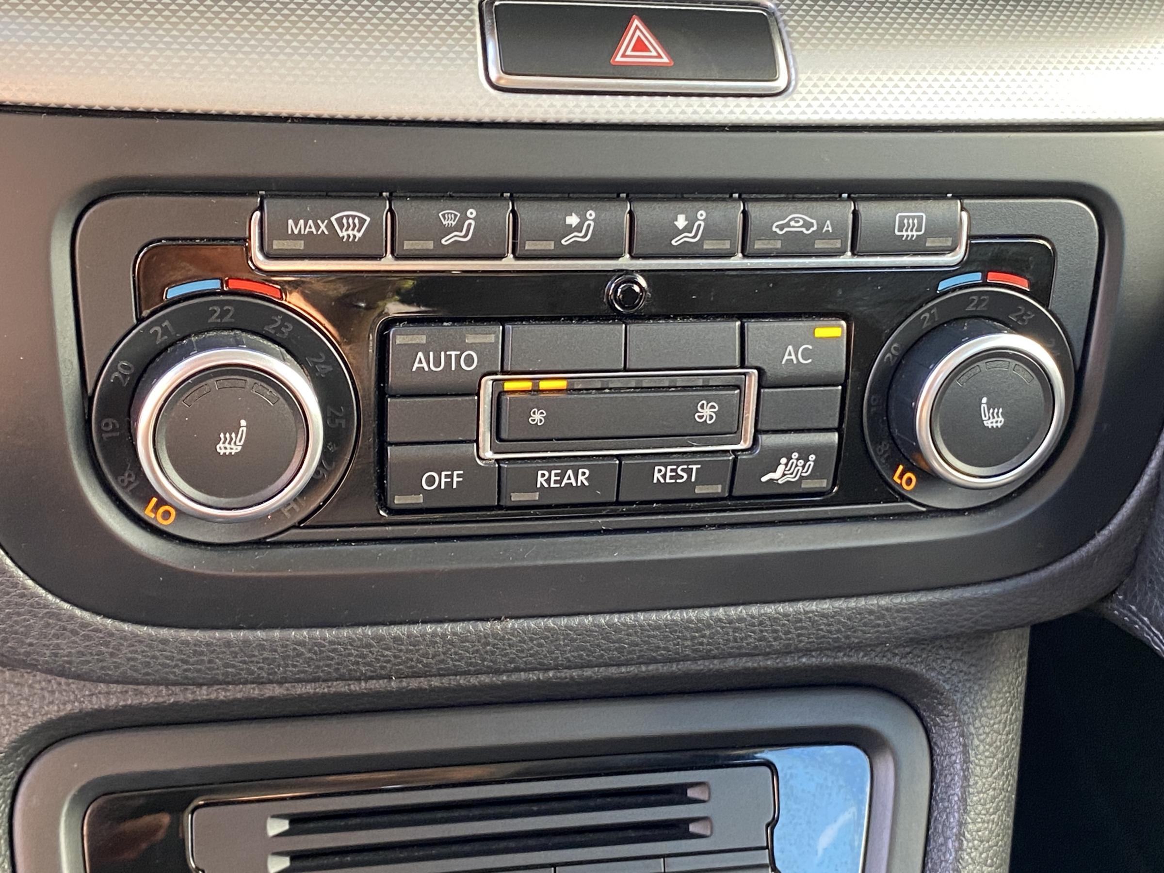 Volkswagen Sharan, 2011 - pohled č. 18