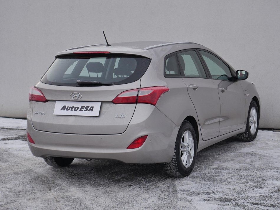 Hyundai I30 1.6 i 
