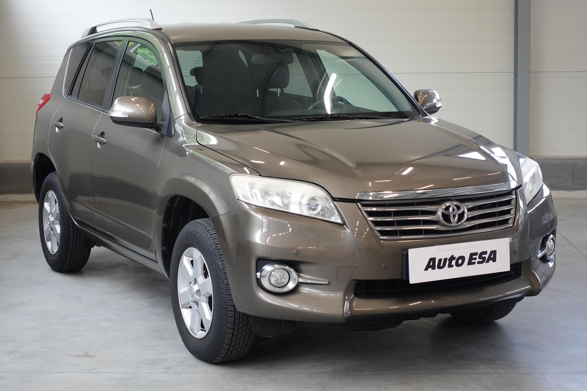 Toyota RAV4, 2010 - celkový pohled