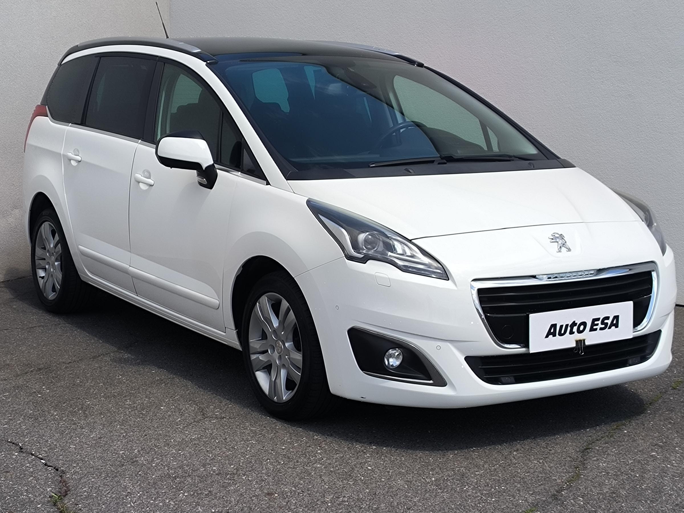 Peugeot 5008, 2015 - celkový pohled