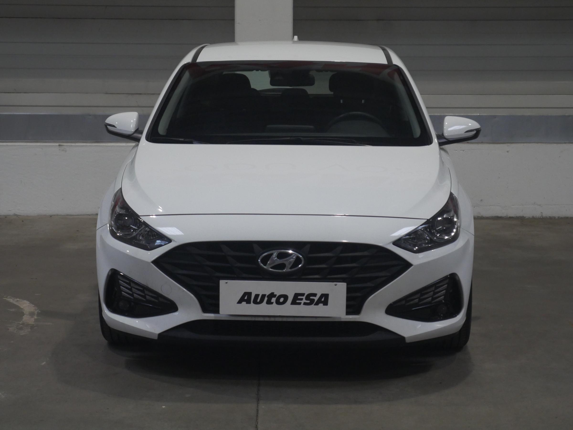 Hyundai i30, 2021 - pohled č. 2