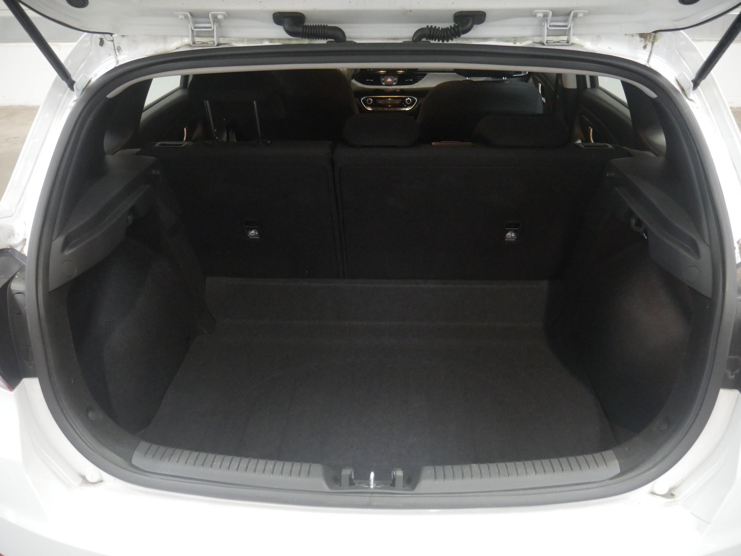 Hyundai i30, 2021 - pohled č. 7