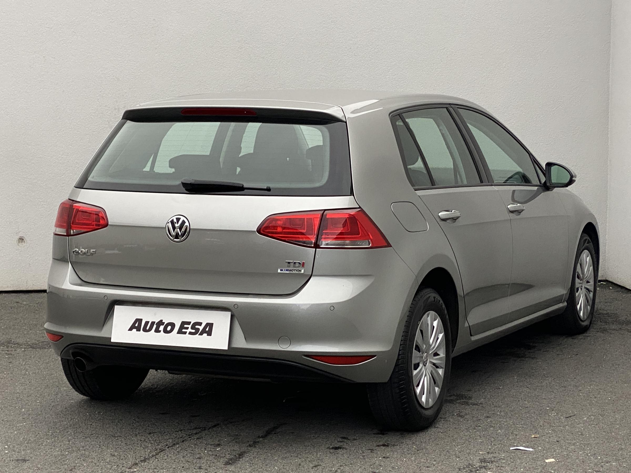 Volkswagen Golf, 2015 - pohled č. 4