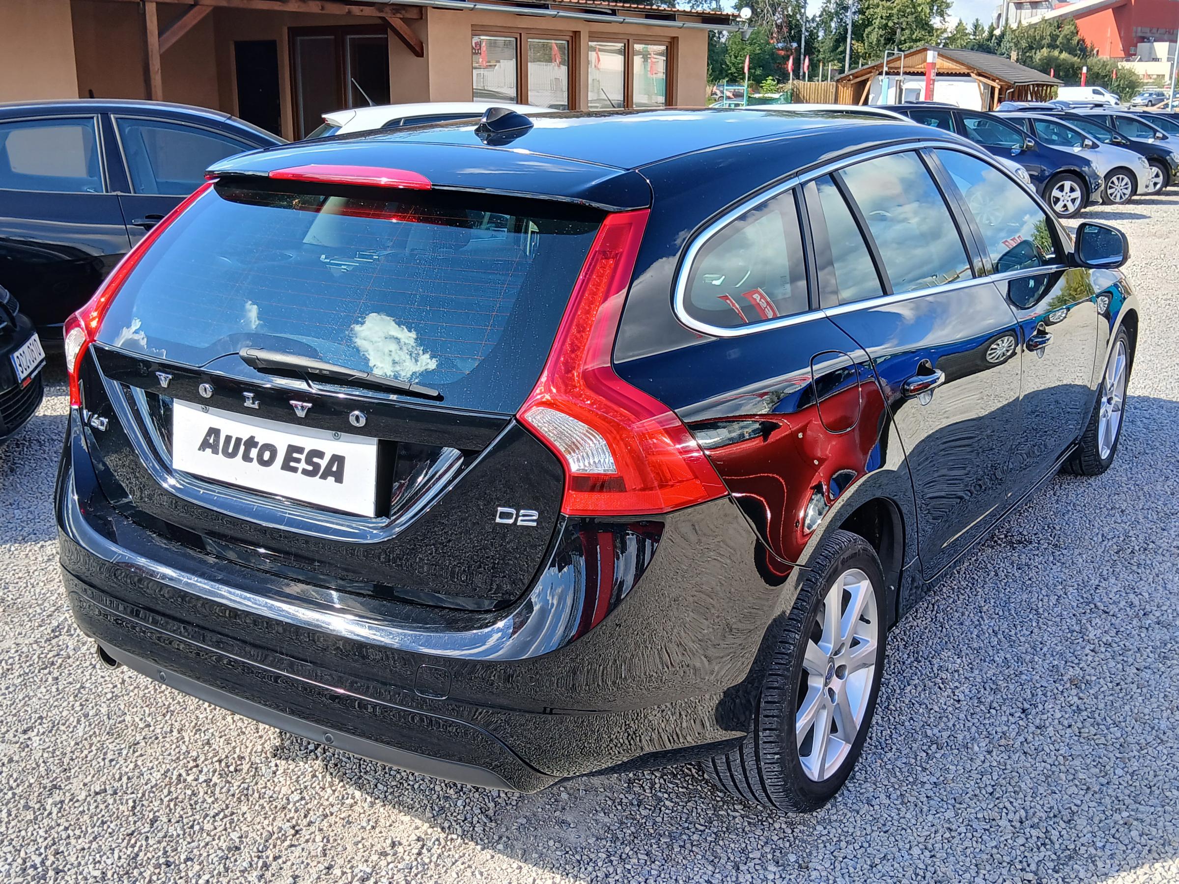 Volvo V60, 2016 - pohled č. 4