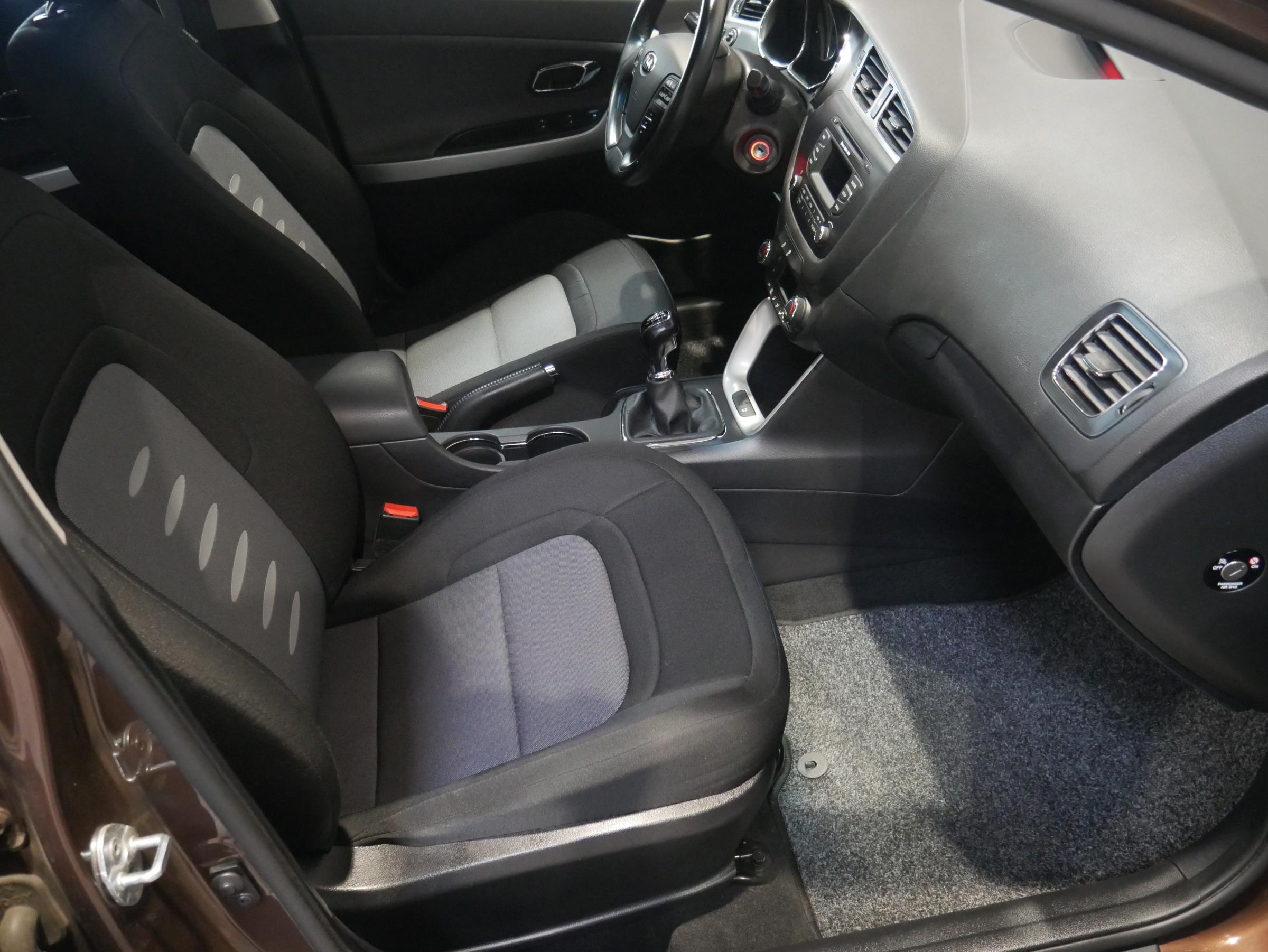 Kia Cee´d, 2014 - pohled č. 12